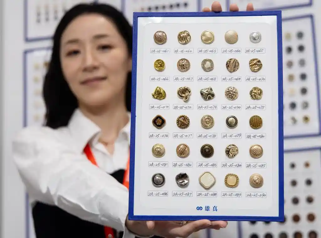 中国智造惊艳加拿大纺织采购展