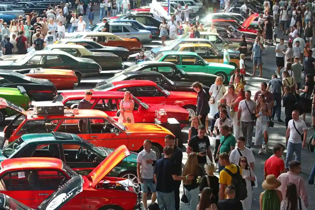 经典重现，魅力绽放——白俄罗斯复古汽车展盛大启幕