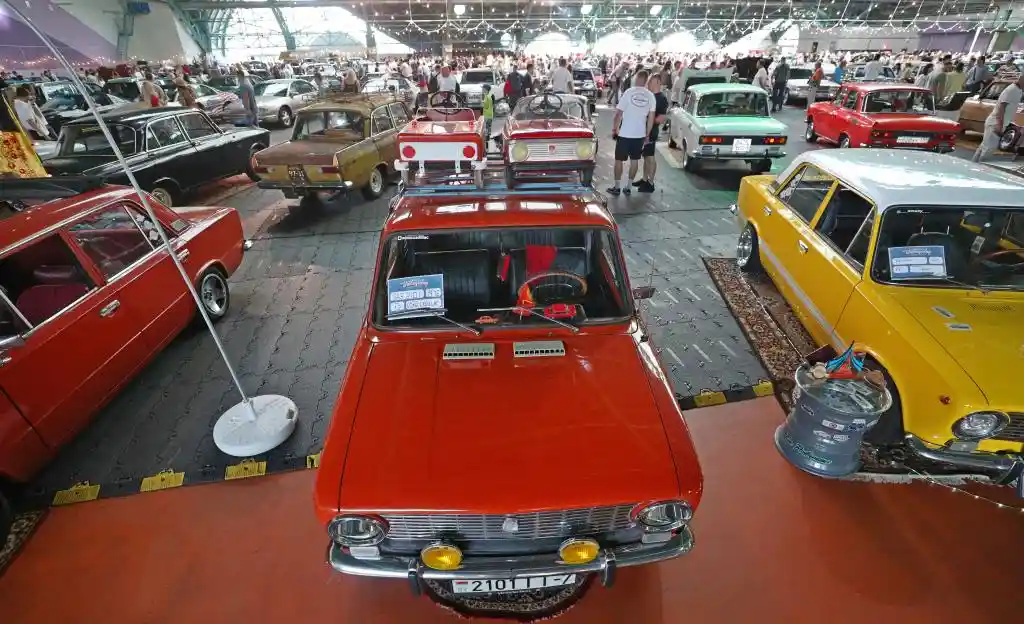 经典重现，魅力绽放——白俄罗斯复古汽车展盛大启幕