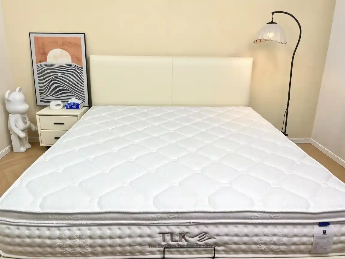 2026床垫革命！乳胶VS独袋弹簧终极对决：十大口碑黑马出炉，90%人选错了材质